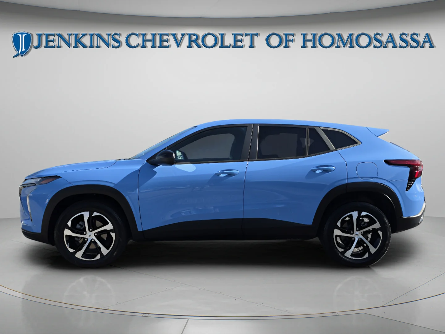 Used 2024 Fountain Blue Chevrolet 1RS image 9