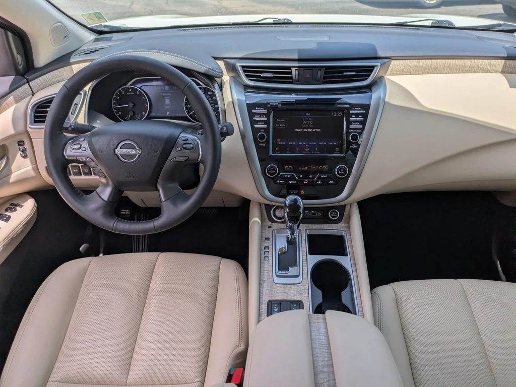 Used 2024 White Nissan SL image 17