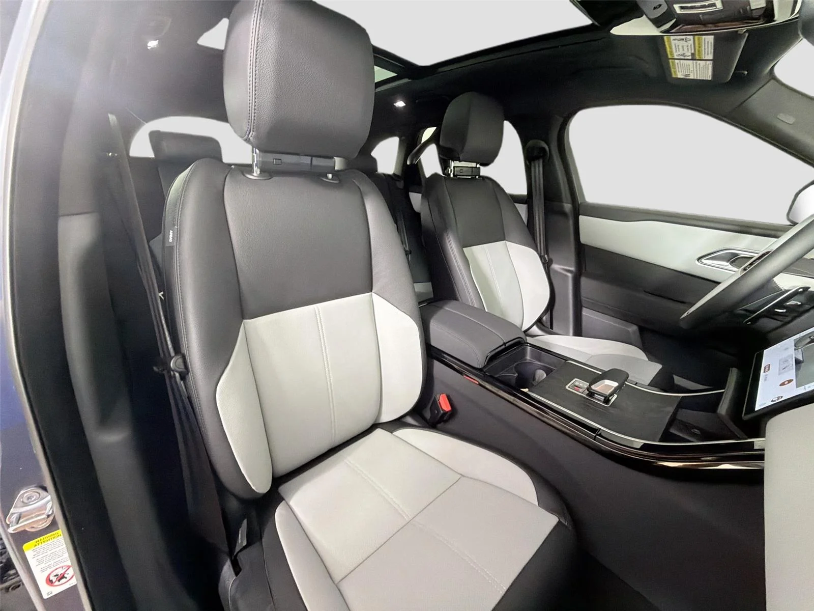 New 2026 Varesine Blue LAND ROVER S image 27