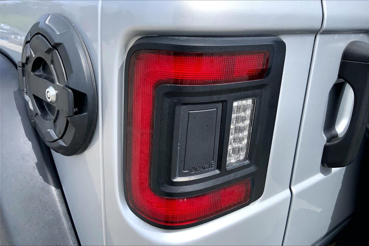 Used 2022 Silver Zynith Clearcoat Jeep Unlimited Willys image 28