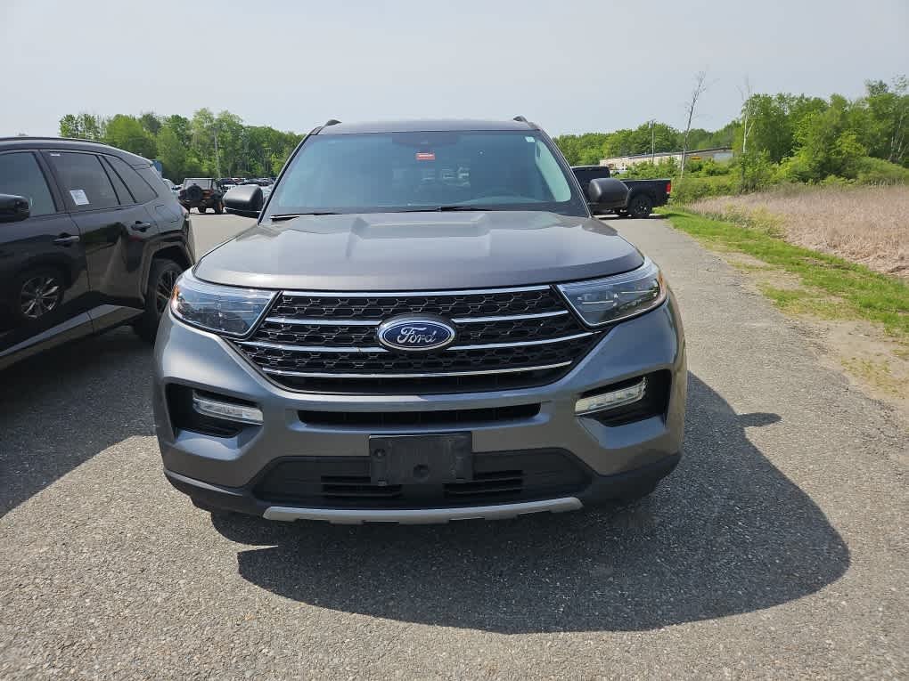 Used 2023 Carbonized Gray Metallic Ford XLT image 5