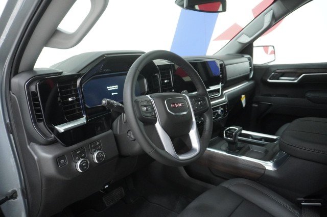 2026 GMC Sierra 1500 SLT - Photo 22