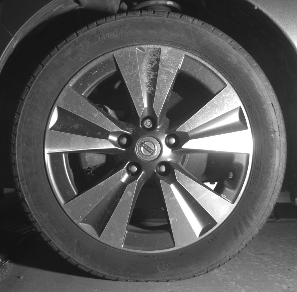 Used 2015 Gray Nissan SV image 21