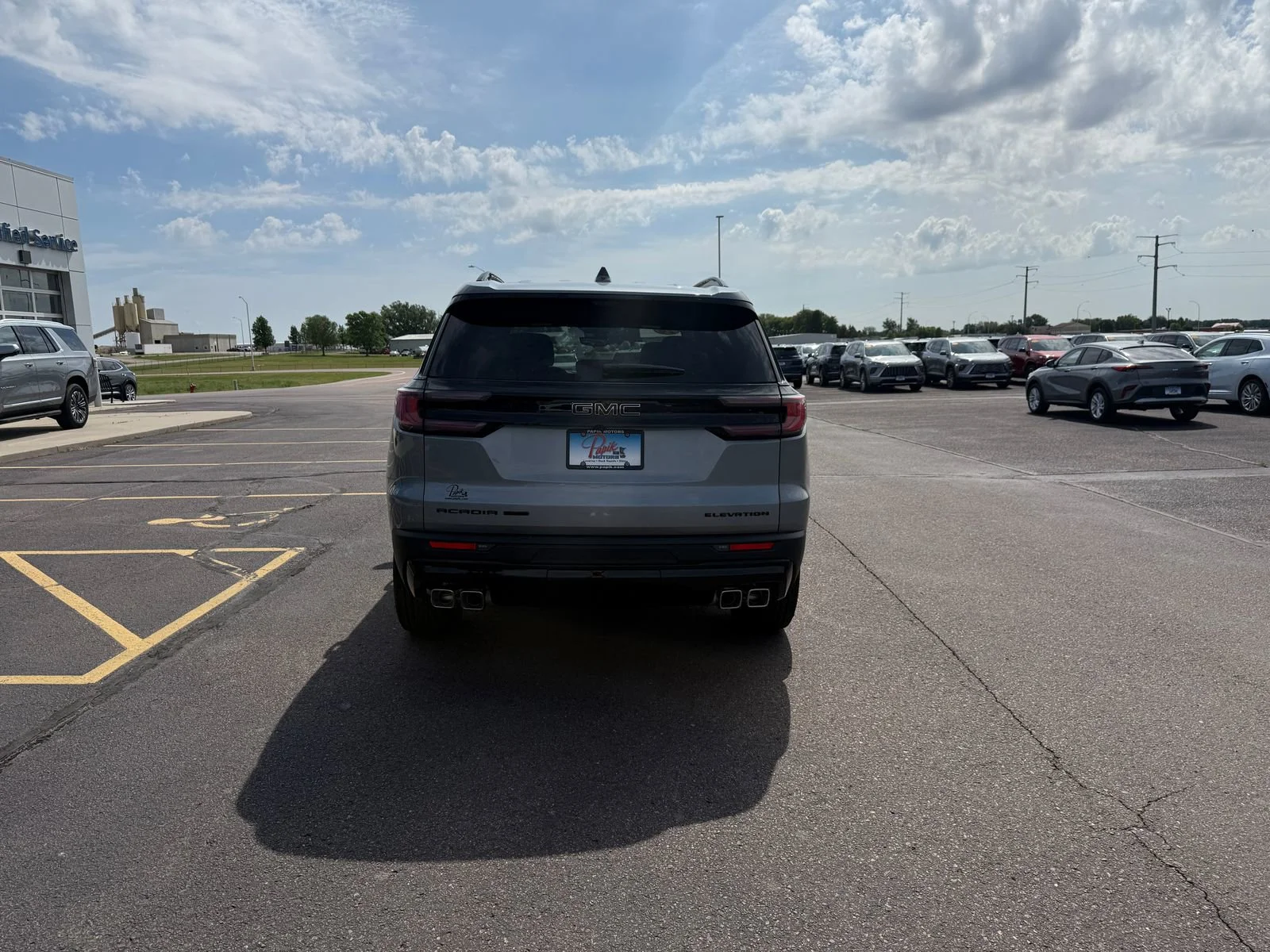 New 2026 Sterling Metallic GMC Elevation image 7