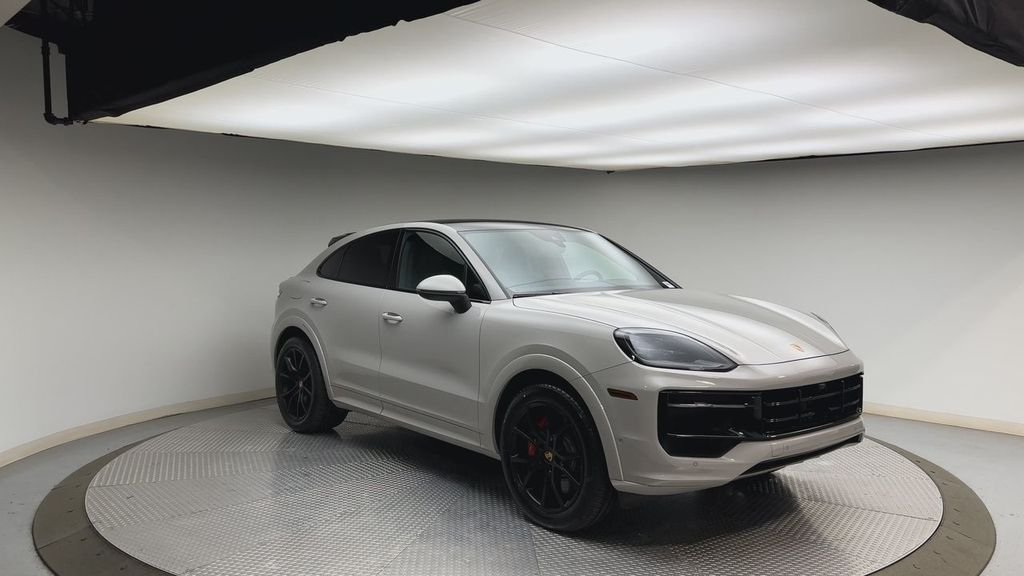 Used 2025  Porsche S image 8