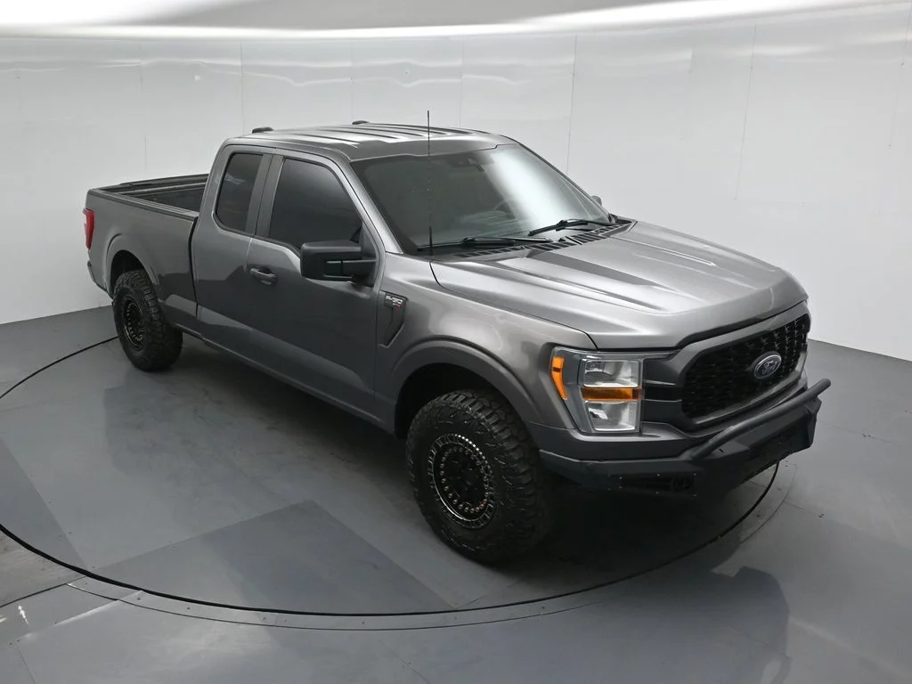 Used 2021 Gray Ford XL image 32