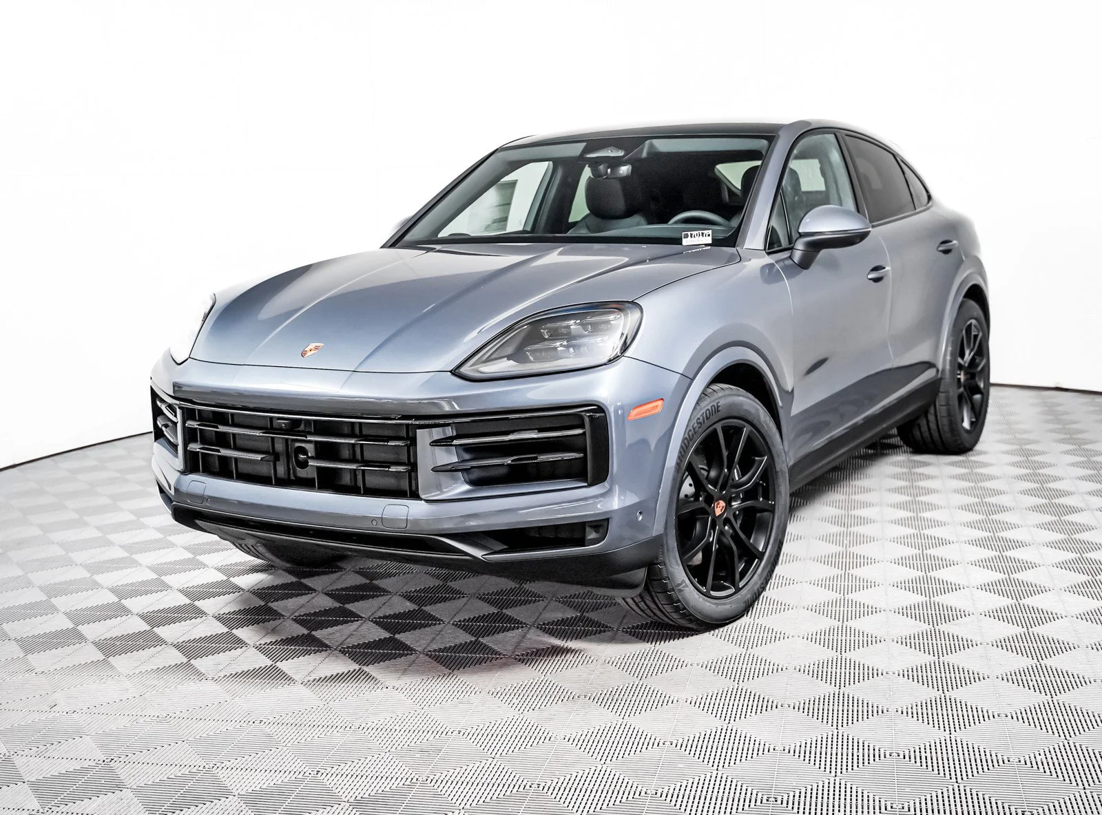 New 2026 VANADIUM GREY Porsche Coupe image 1