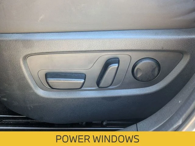 Certified Used 2025 White Mazda 2.5 S Preferred Package image 15