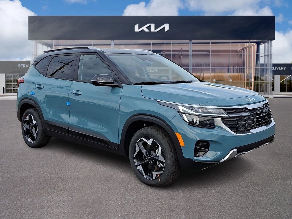 New 2026 Pluton Blue / Black Roof Kia S image 1