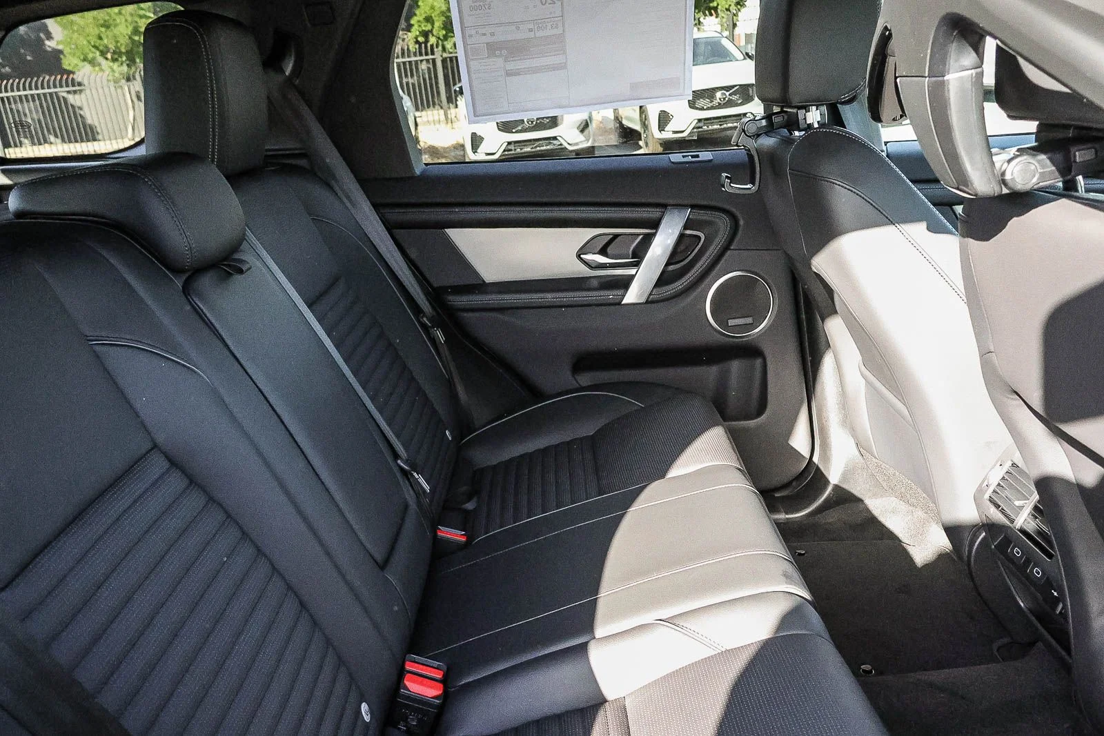 New 2026 Santorini Black Land Rover Landmark image 18