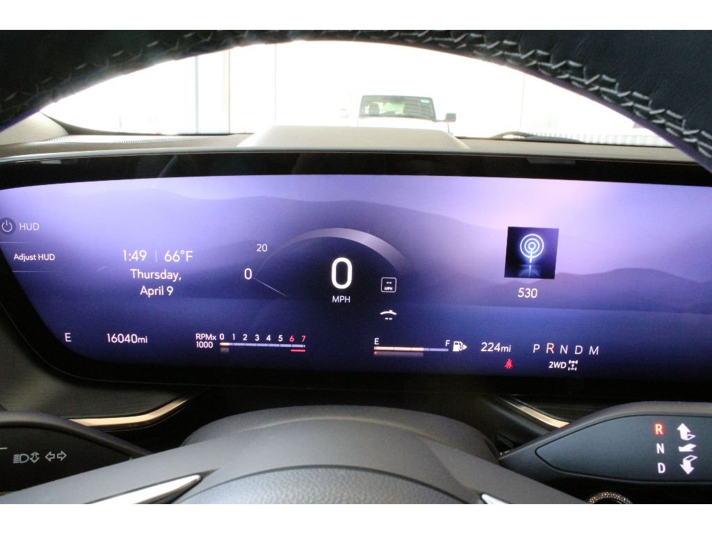 Used 2024 White Frost Tricoat Buick Avenir image 9