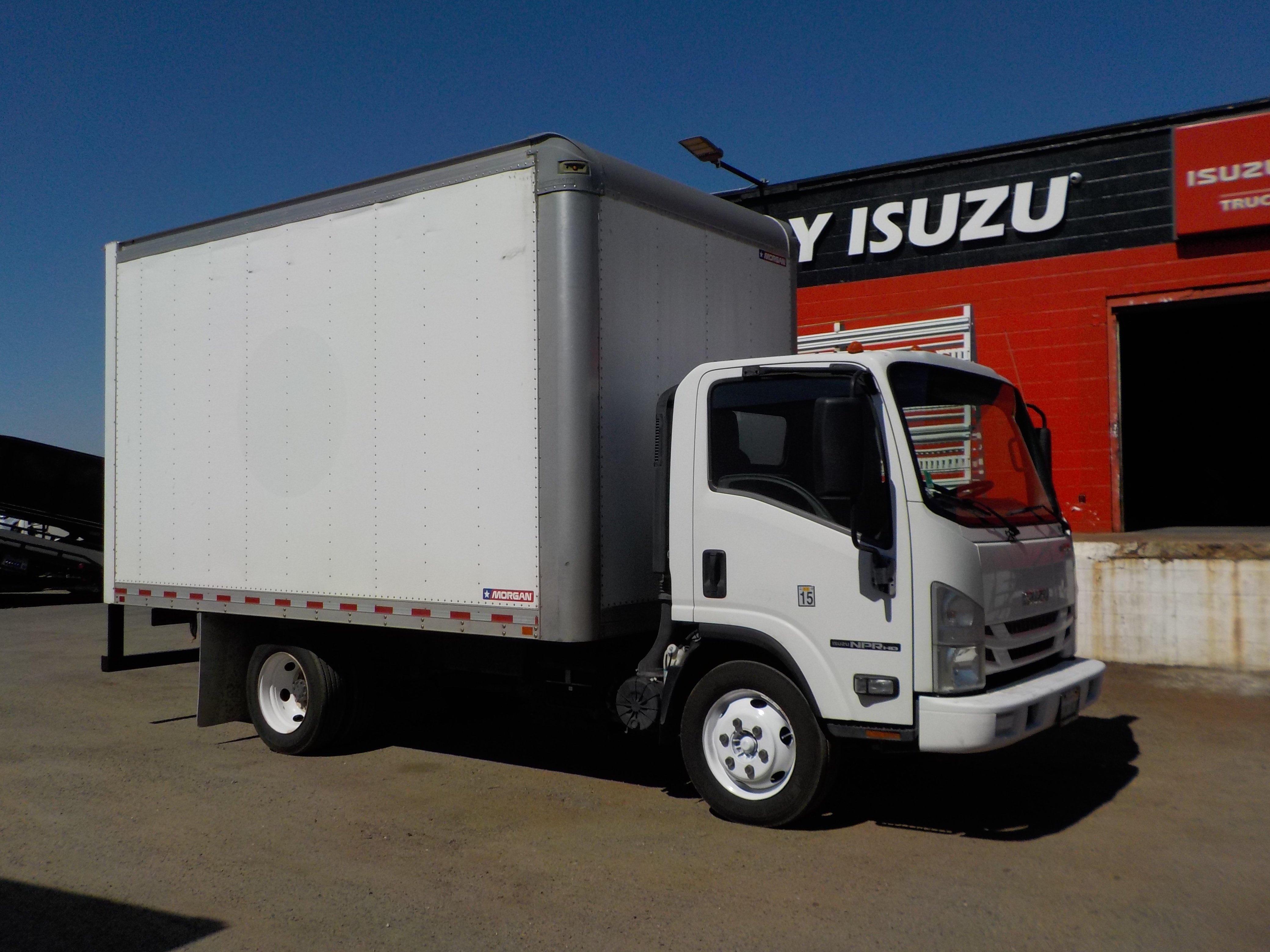 2021 Isuzu NPR-HD's photo