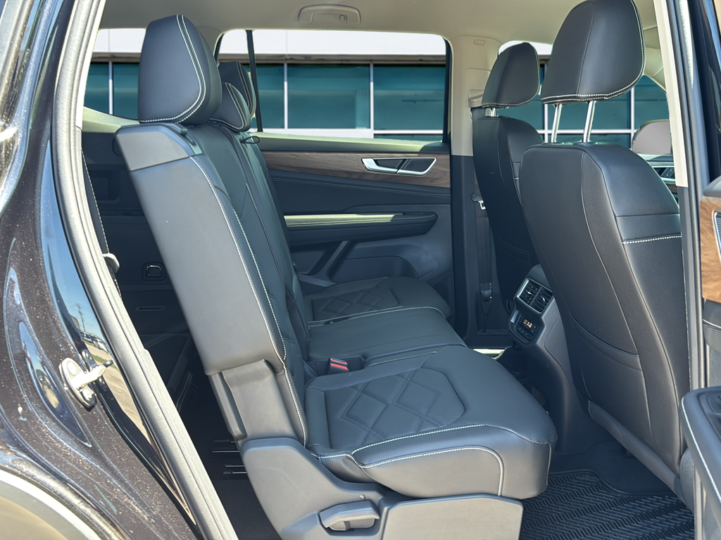 2026 Volkswagen Atlas SE - Photo 13