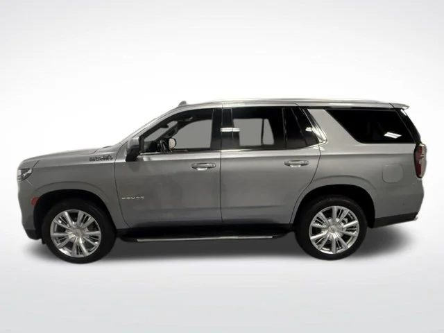 Used 2023 Gray Chevrolet High Country image 6