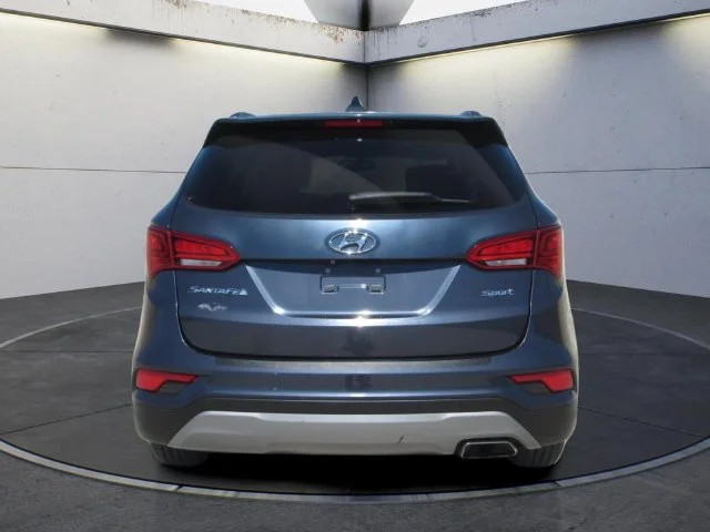 Used 2017 Marlin Blue Hyundai 2.4 Base image 7