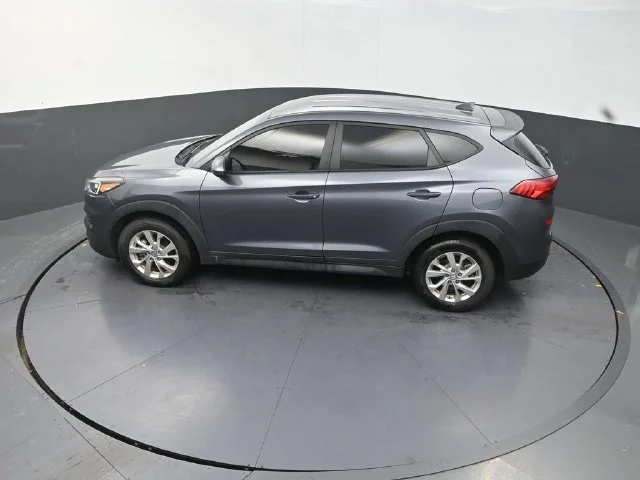 Used 2021 Gray Hyundai SE image 26