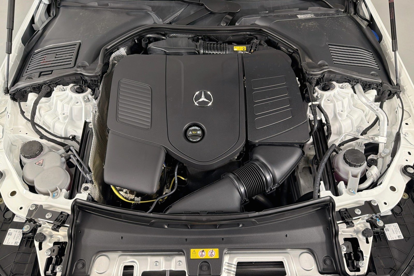 New 2026 Polar White Mercedes-Benz C 300 Sedan image 10