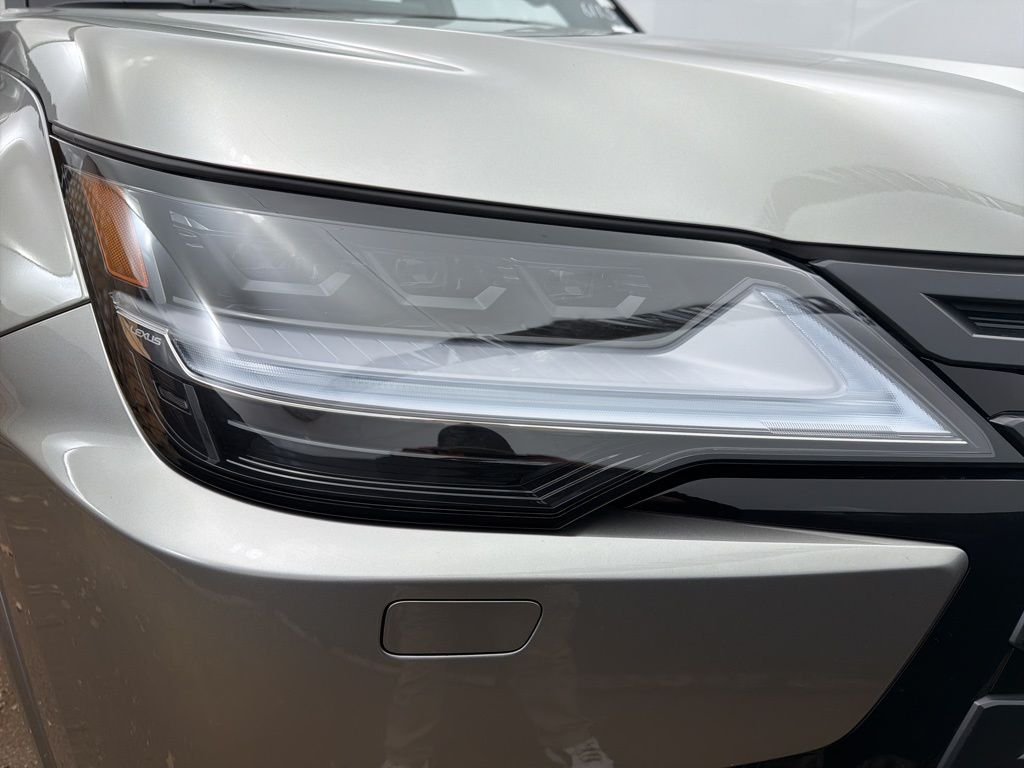 2025 Lexus LX 700h Luxury - Photo 24