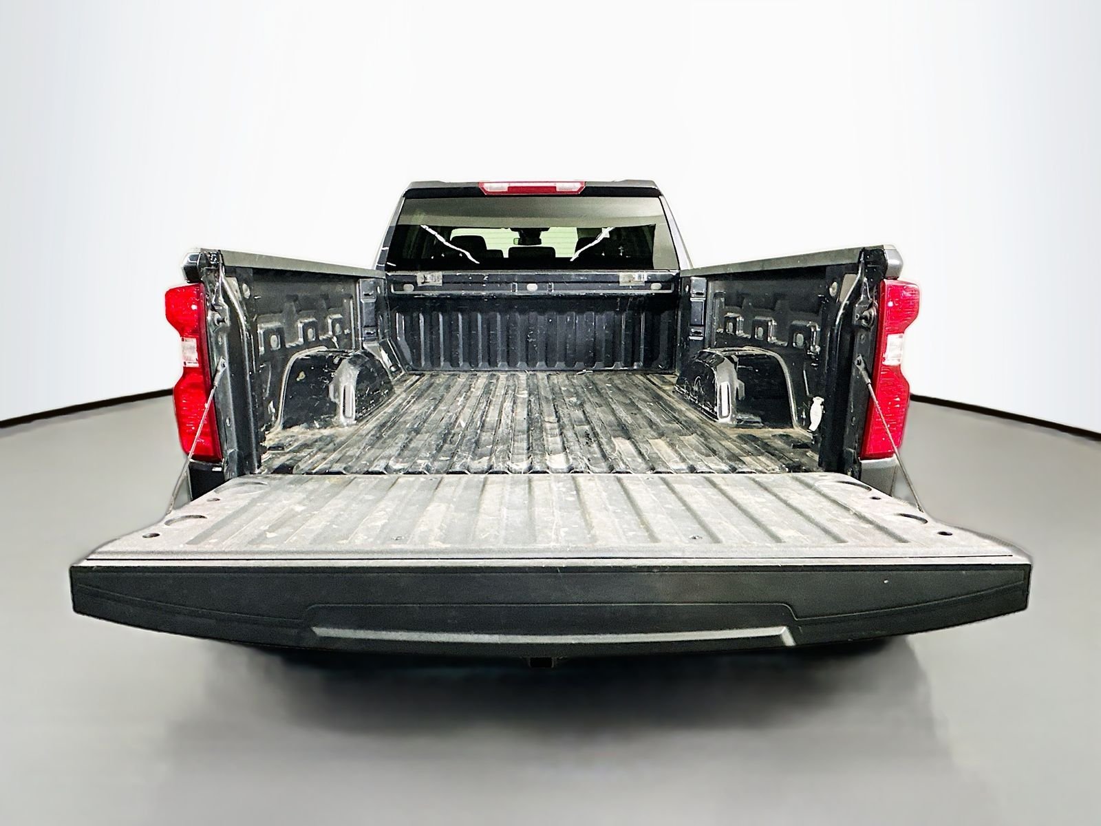 Used 2022 Dark Ash Metallic Chevrolet LT image 27