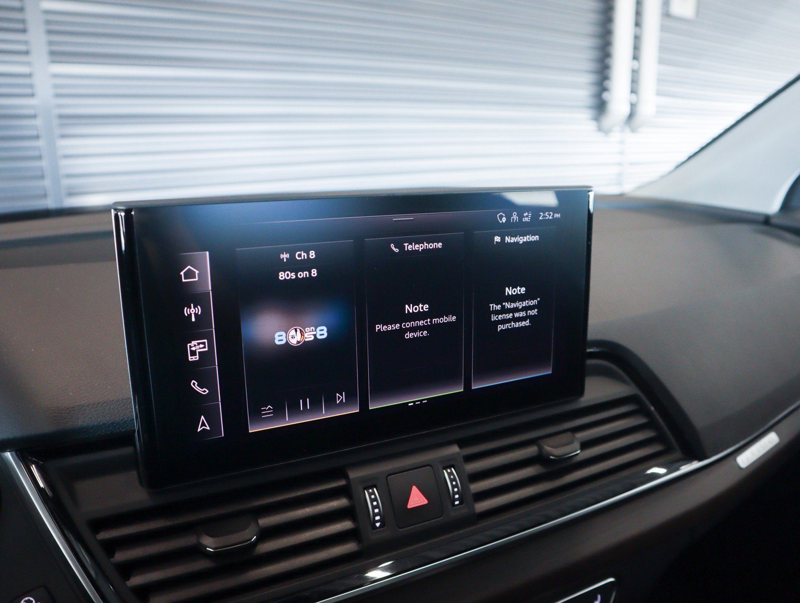 Used 2023 Daytona Gray Pearl Effect Audi S line Premium image 23