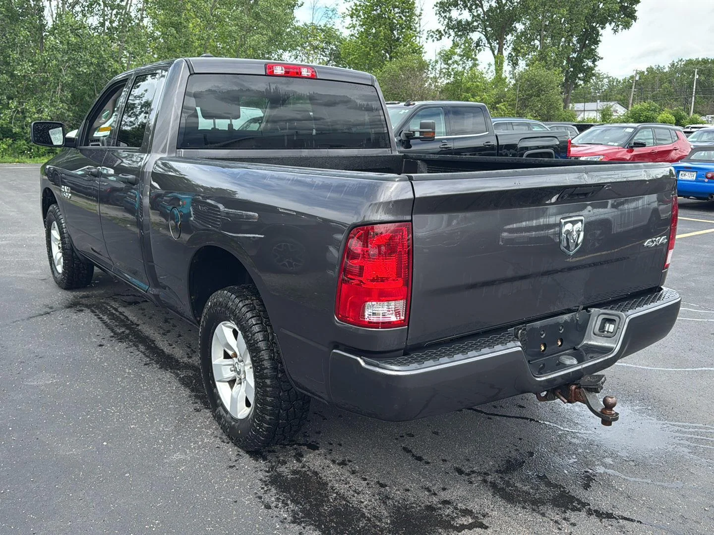 Used 2018 Granite Crystal Metallic Clearcoat Ram Express image 8