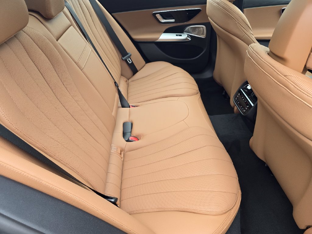 New 2027 Blue Mercedes-Benz E 450 image 30