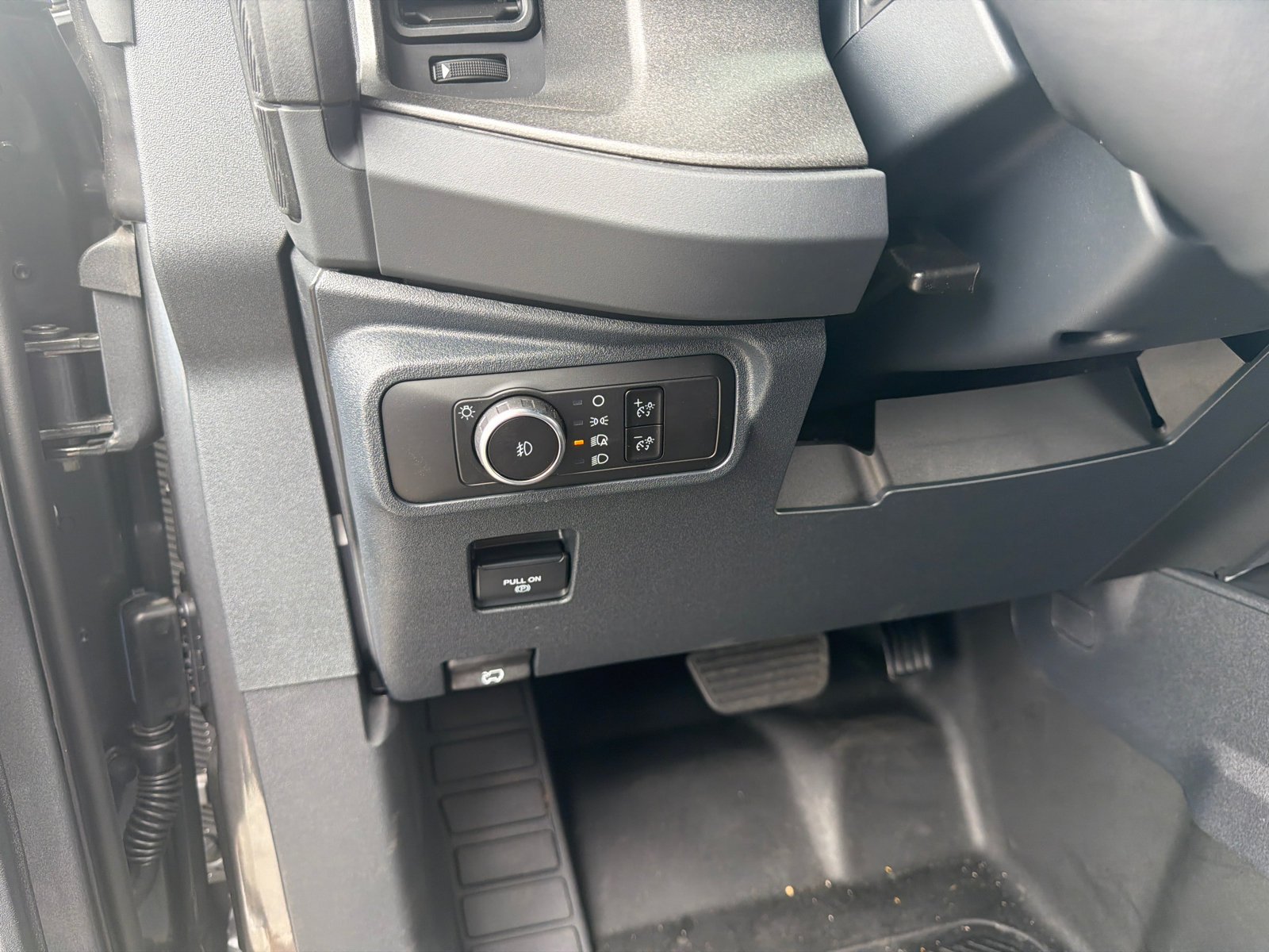 New 2026 Carbonized Gray Metallic Ford Big Bend® image 19