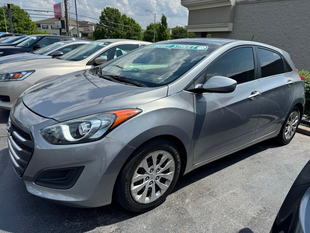 Used 2016 Hyundai Elantra GT Base with VIN KMHD35LH8GU277548 for sale in Lexington, KY