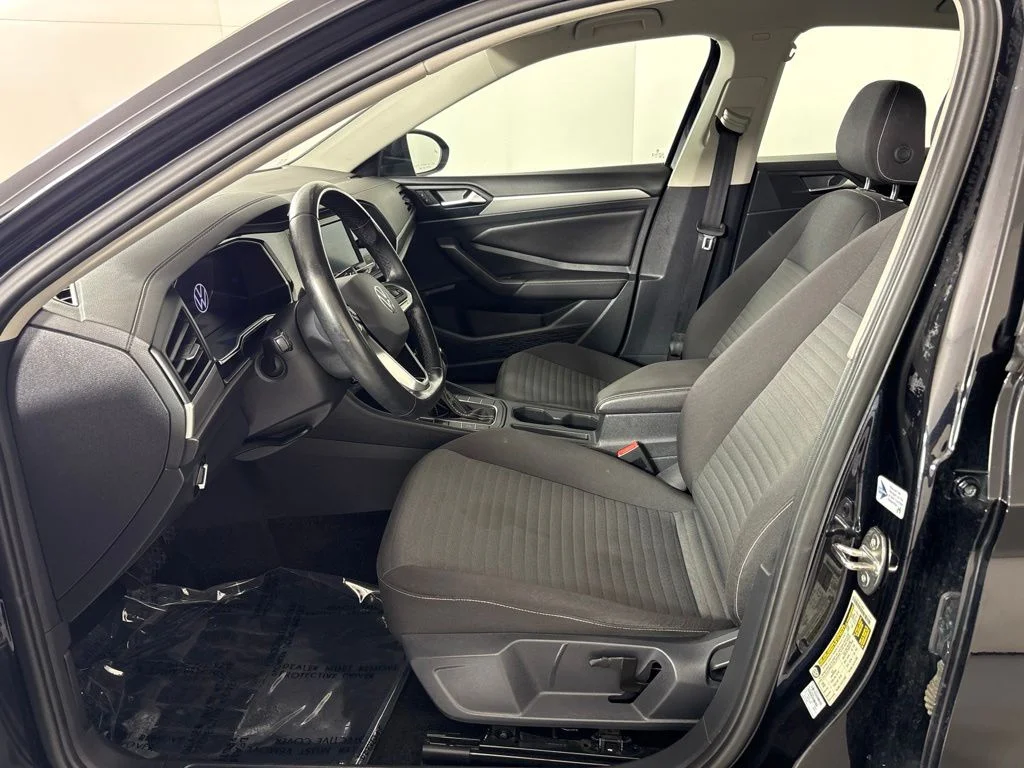 Used 2024 Black Volkswagen 1.5T S image 24