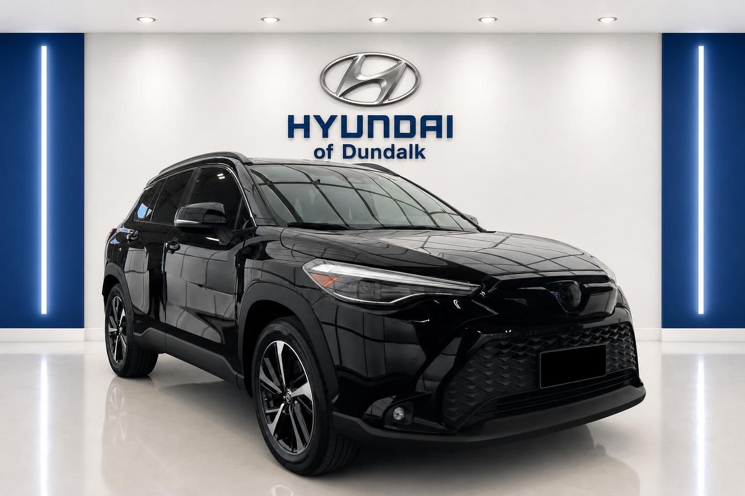 Used 2023 Black Toyota Hybrid XSE image 1