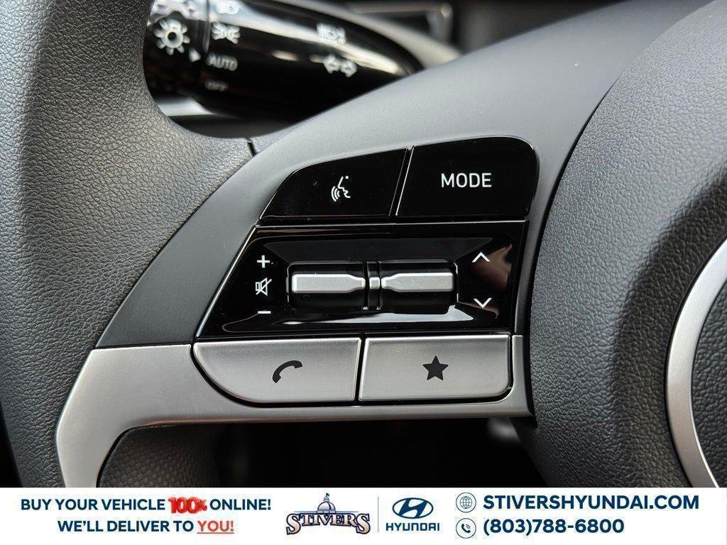 New 2026 White Hyundai SE image 25