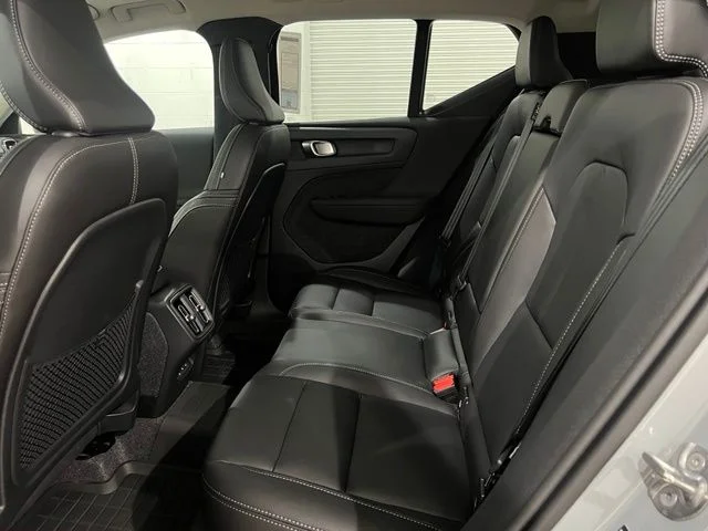 2026 Volvo XC40 Ultra - Photo 21