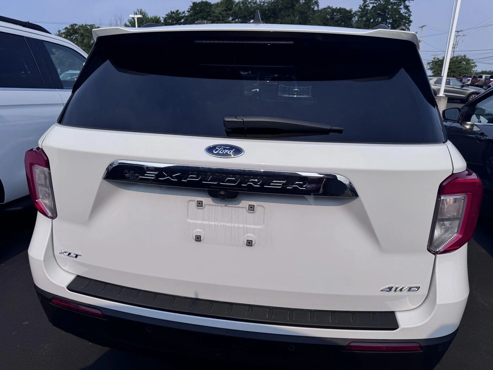 Used 2021 Oxford White Ford XLT image 5
