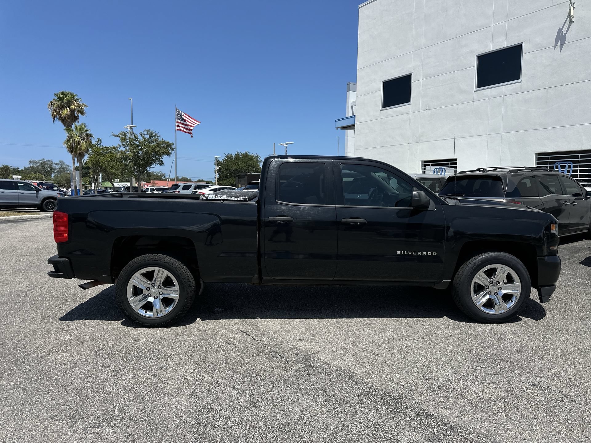 Used 2018 Black Chevrolet Custom image 5