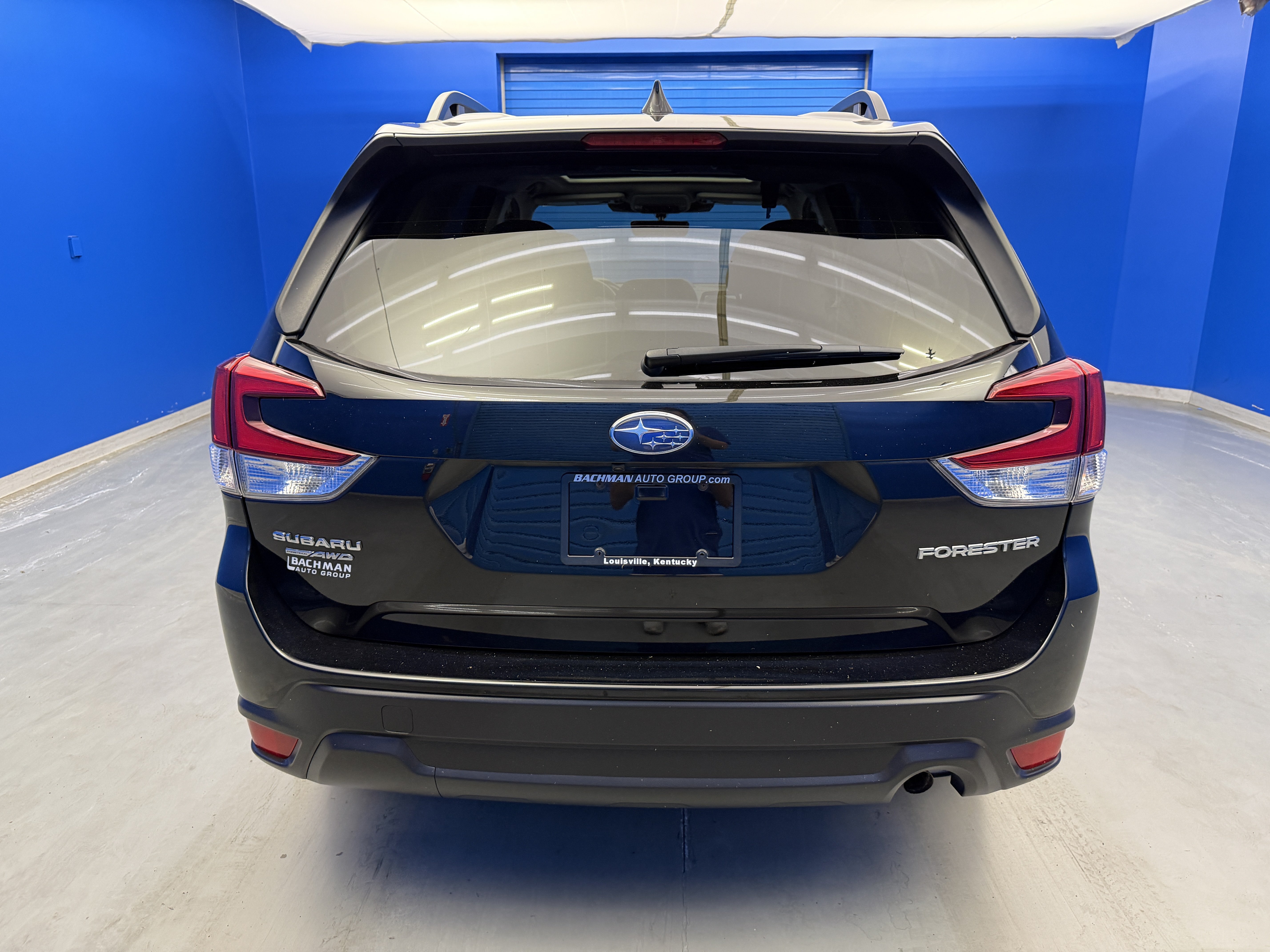 Used 2024 Crystal Black Pearl Subaru Premium image 6