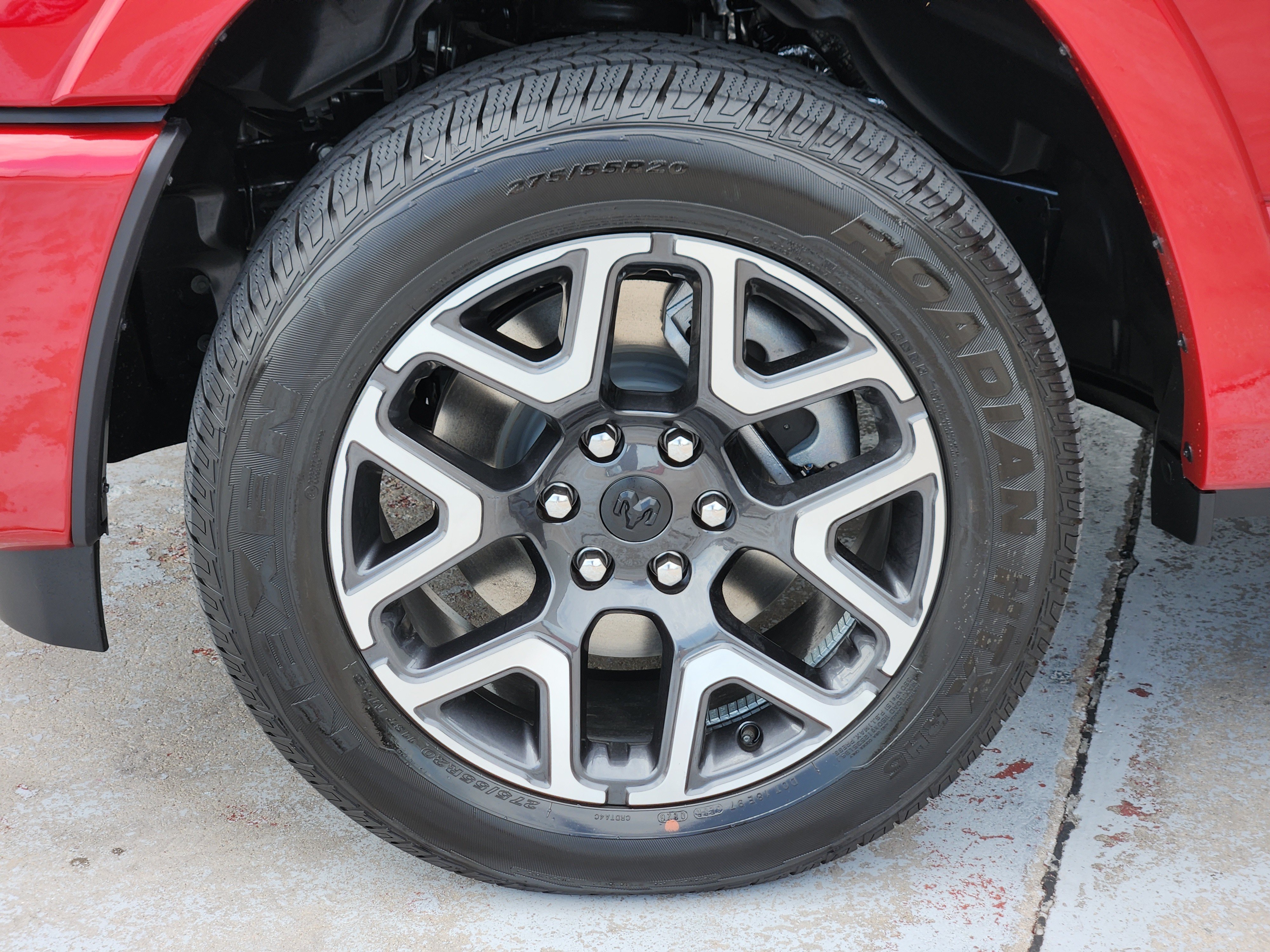New 2026 Molten Red Pearl-Coat Exterior Paint RAM Laramie image 10