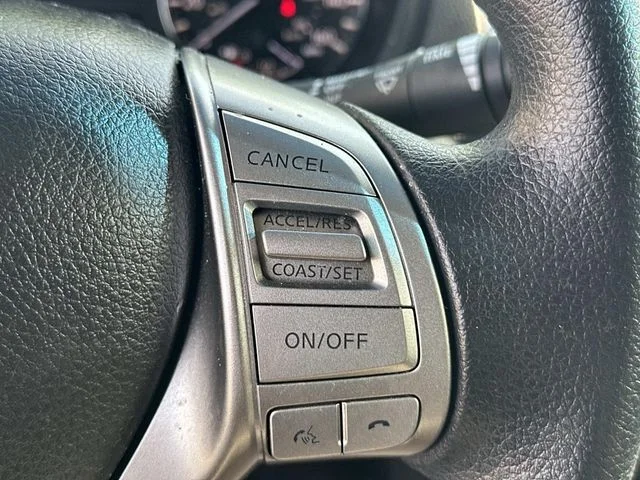 Used 2013 Silver Nissan 2.5 S image 26
