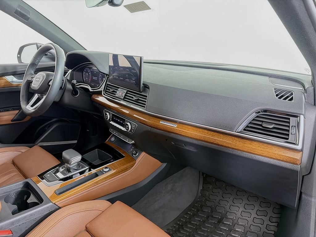 Used 2023 Daytona Gray Pearl Effect Audi S line Premium Plus image 30