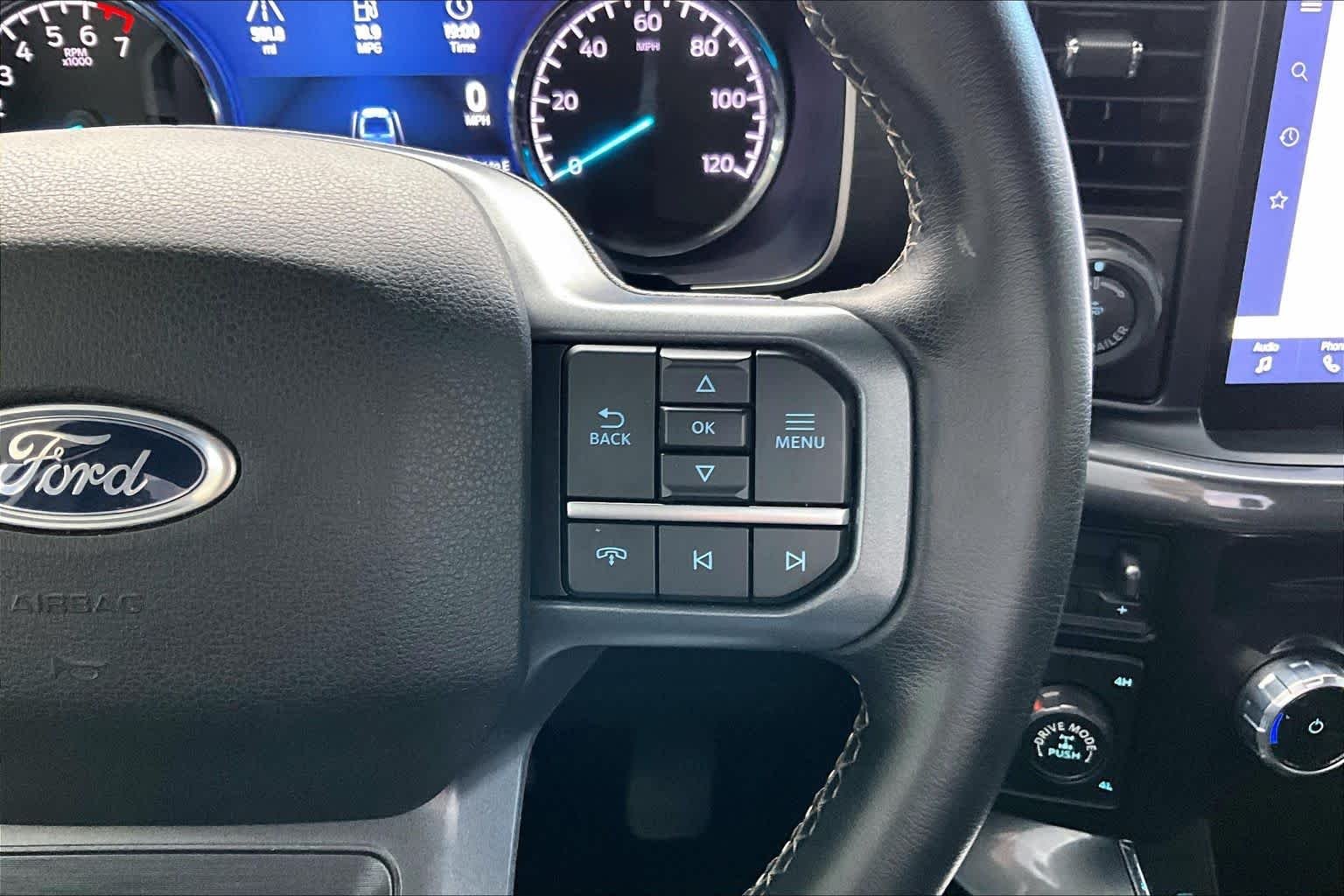 Used 2023 Oxford White Ford XLT image 25