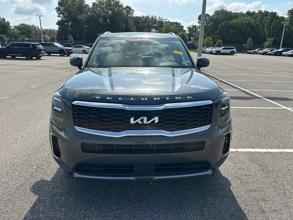 Certified Used 2022 Gray Kia EX image 15