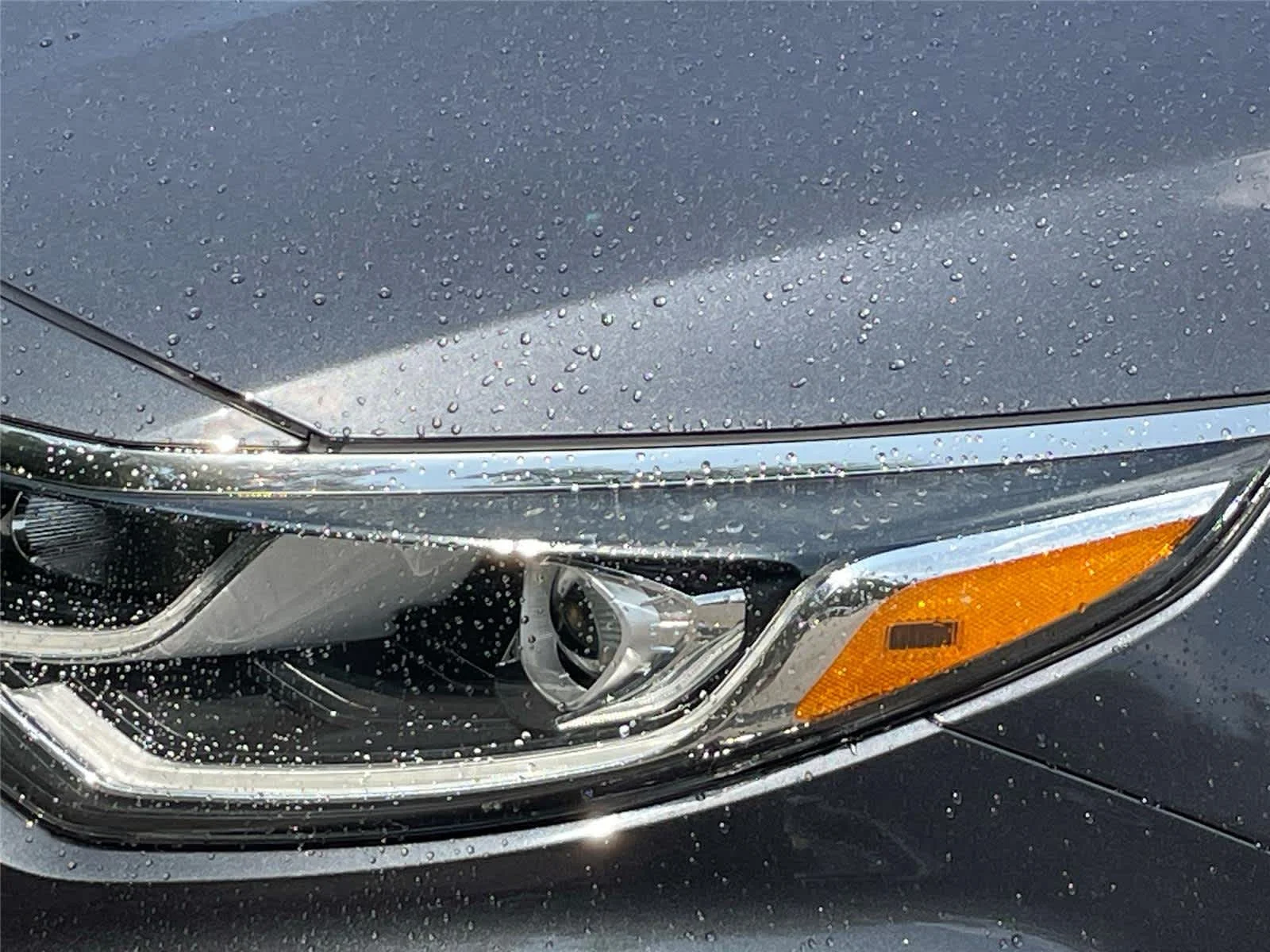 Used 2019 Platinum Graphite Kia S image 9