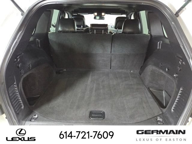 Used 2016 White Jeep Laredo image 23