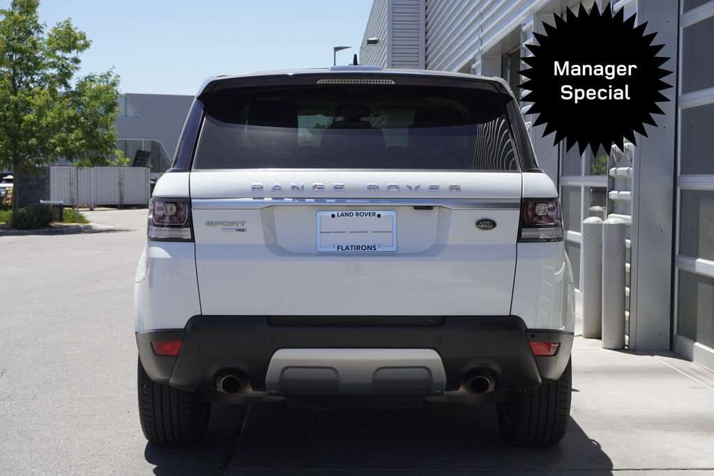 Used 2016 White Land Rover 3.0L V6 Supercharged HSE image 6