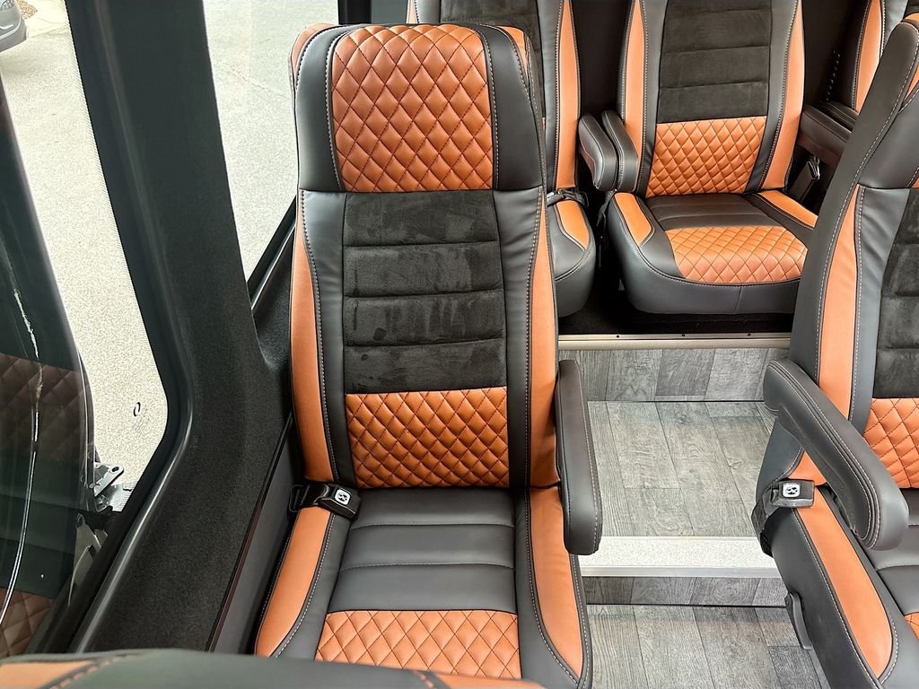 New 2025  Mercedes-Benz 15 Passenger Sliding Door image 22