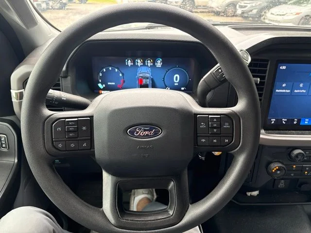 Used 2025 Gray Ford XL image 10