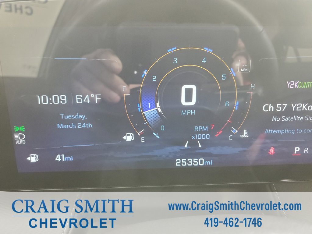 Used 2025 Sterling Gray Metallic Chevrolet LT image 21