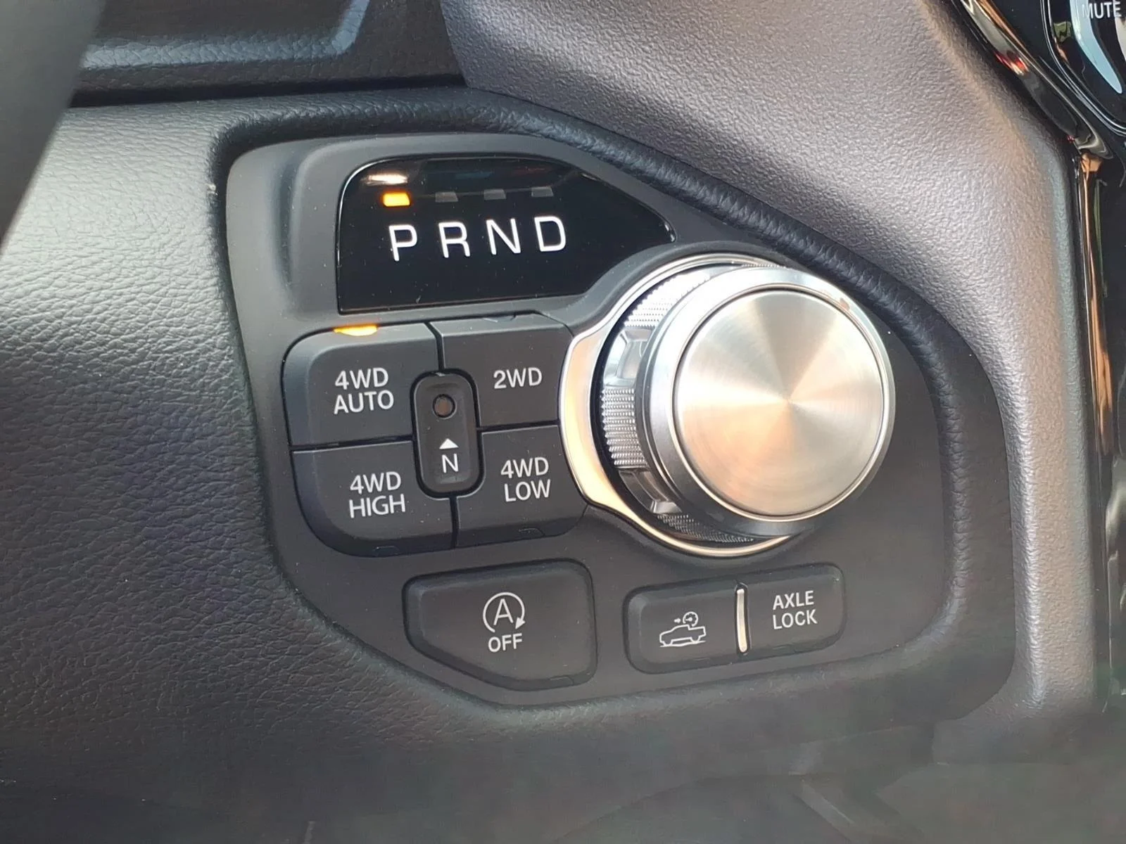 New 2026 Canyon Lake Exterior Paint RAM Laramie image 7
