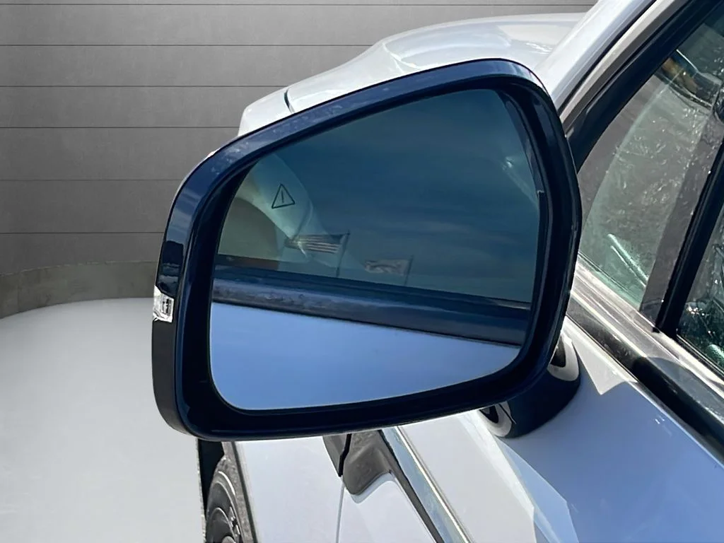 Certified Used 2021 White Kia SX-Prestige image 44