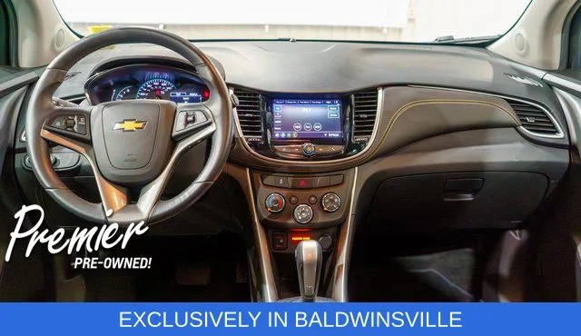 Used 2022 Red Chevrolet LT image 13