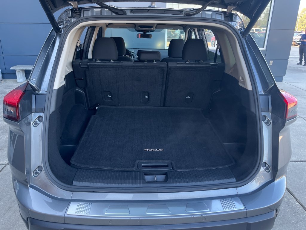 Certified Used 2025 Gray Nissan SV image 29